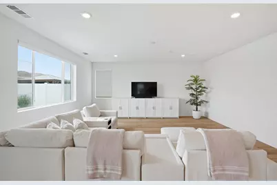 30477 Waterline Drive, Menifee, CA 92584 - Photo 12