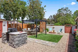 1855 Kurenda Way, Vista, CA 92083 - Photo 10