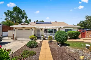 1855 Kurenda Way, Vista, CA 92083 - Photo 2