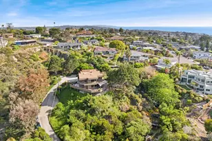 441 Holmwood Ln, Solana Beach, CA 92075 - Photo 38