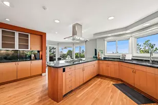 441 Holmwood Ln, Solana Beach, CA 92075 - Photo 10