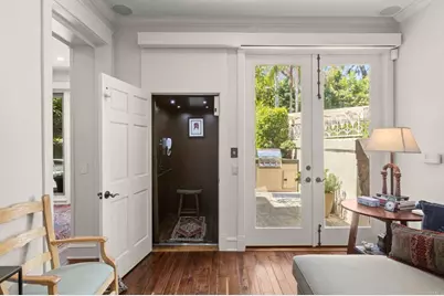 9784 Claiborne Square, La Jolla, CA 92037 - Photo 14