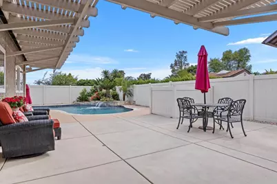 1733 Schooner Way, Carlsbad, CA 92008 - Photo 14