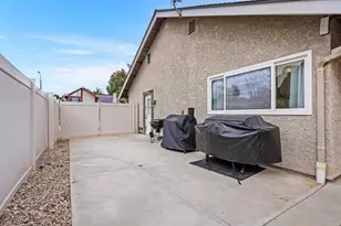 1733 Schooner Way, Carlsbad, CA 92008 - Photo 30