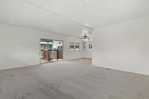 1010 E Bobier Dr, Vista, CA 92084 - Photo 6