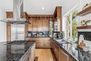 2705 Highland Dr, Carlsbad, CA 92008 - Photo 18