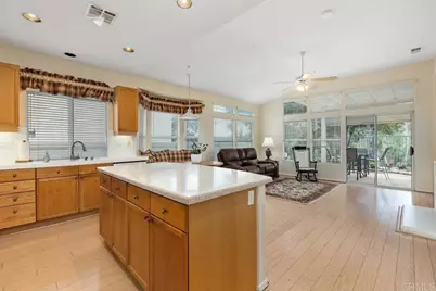 2357 Amber Oak Ln, Escondido, CA 92027 - Photo 12