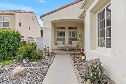 2357 Amber Oak Ln, Escondido, CA 92027 - Photo 2