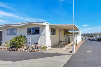 287 Robin Lane, Oceanside, CA 92057 - Photo 2