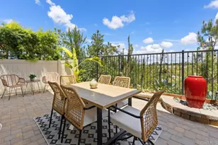 1194 Via Candelas, Oceanside, CA 92056 - Photo 6