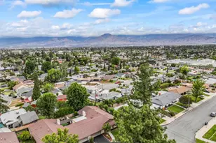 151 E Palm Ln Dr, Redlands, CA 92373 - Photo 40