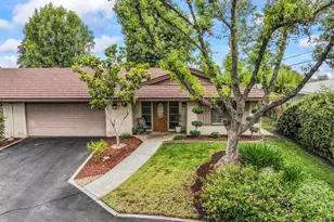 151 E Palm Ln Dr, Redlands, CA 92373 - Photo 32