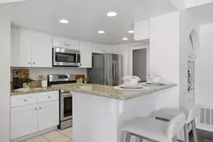 7015 Goldenrod Way, Carlsbad, CA 92011 - Photo 4