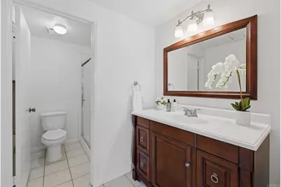 7015 Goldenrod Way, Carlsbad, CA 92011 - Photo 20