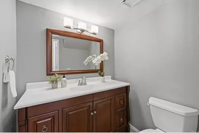 7015 Goldenrod Way, Carlsbad, CA 92011 - Photo 14