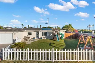 509 Sunset Dr, Oceanside, CA 92058 - Photo 52