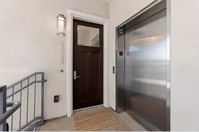 2323 Ocean Street, Carlsbad, CA 92008 - Photo 2