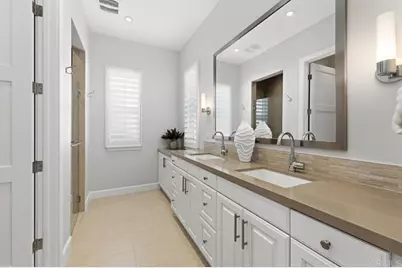 2323 Ocean Street, Carlsbad, CA 92008 - Photo 32