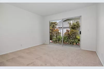 5942 Sagebrush Road, La Jolla, CA 92037 - Photo 16