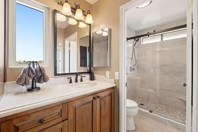 3555 Simsbury Ct, Carlsbad, CA 92010 - Photo 32