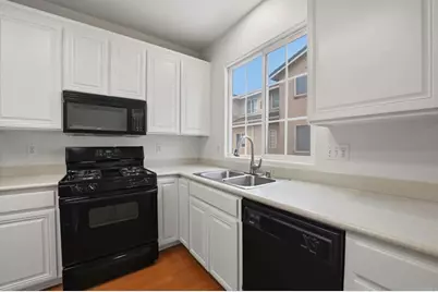 110 W Douglas Avenue, El Cajon, CA 92020 - Photo 10