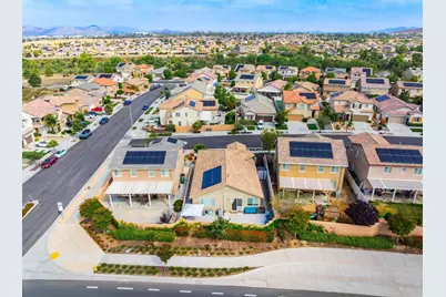 31869 Straw Lily Drive, Murrieta, CA 92563 - Photo 14