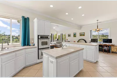2557 Live Oak Park Rd, Fallbrook, CA 92028 - Photo 12