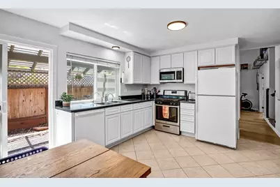 10861 Caravelle Place, San Diego, CA 92124 - Photo 12