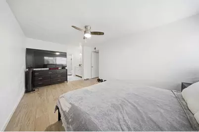 341 N Melrose Drive #E, Vista, CA 92083 - Photo 16