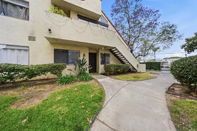 341 N Melrose Drive #E, Vista, CA 92083 - Photo 2