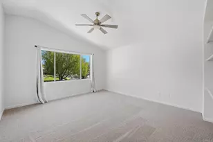 24798 Oakhurst Ct, Murrieta, CA 92563 - Photo 18