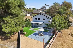 2640 Chestnut Ave, Carlsbad, CA 92010 - Photo 38