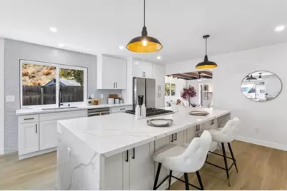 2415 Bali Cove, San Diego, CA 92139 - Photo 8