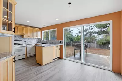 8549 De Vos Drive, Santee, CA 92071 - Photo 6
