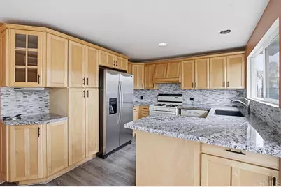 8549 De Vos Drive, Santee, CA 92071 - Photo 2