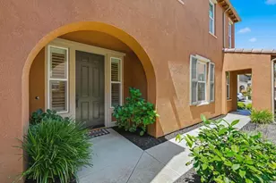 1080 Breakaway Dr, Oceanside, CA 92057 - Photo 2