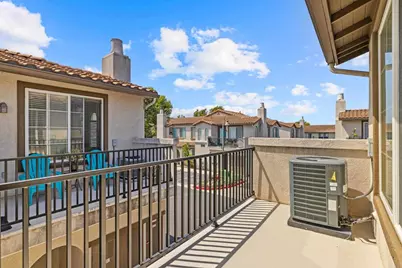 301 Island Way #6, Oceanside, CA 92058 - Photo 8