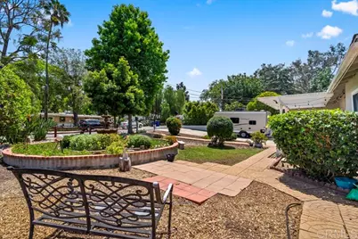 1855 Kurenda Way, Vista, CA 92083 - Photo 4