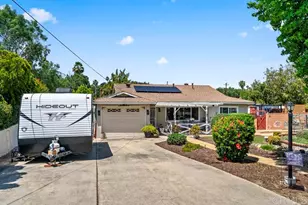 1855 Kurenda Way, Vista, CA 92083 - Photo 2