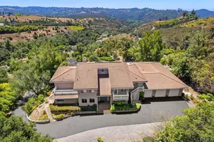 40461 Rock Mountain Dr, Fallbrook, CA 92028 - Photo 2