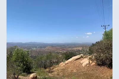 19519 Camino Del Aguila, Escondido, CA 92025 - Photo 2