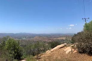 19519 Camino Del Aguila, Escondido, CA 92025 - Photo 2