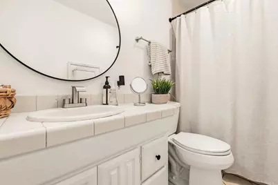 2413 Holly Avenue, Escondido, CA 92027 - Photo 28