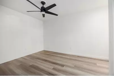 1817 E Grand Avenue #7, Escondido, CA 92027 - Photo 14