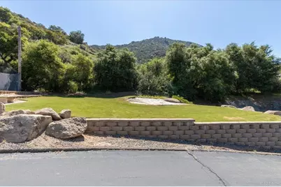 8975 Lawrence Welk Drive #45, Escondido, CA 92026 - Photo 20