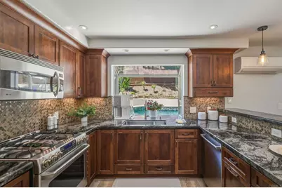 11120 Forestview Lane, San Diego, CA 92131 - Photo 18
