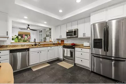 6551 Calle Valperizo, Carlsbad, CA 92009 - Photo 12