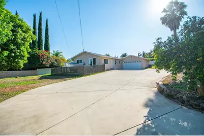 177 Barhaven Lane, Fallbrook, CA 92028 - Photo 2