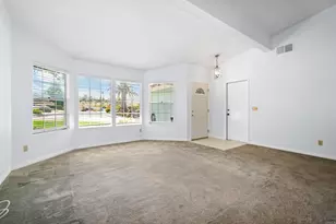5253 Champlain St, Oceanside, CA 92056 - Photo 8