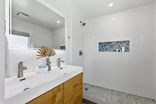 8135 Whelan Dr, San Diego, CA 92119 - Photo 18